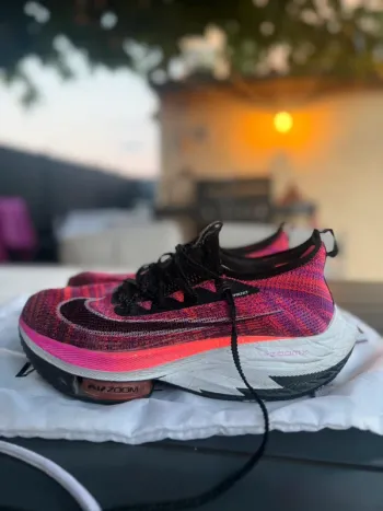Used Nike Alphafly 2 bike — image 5 of 11