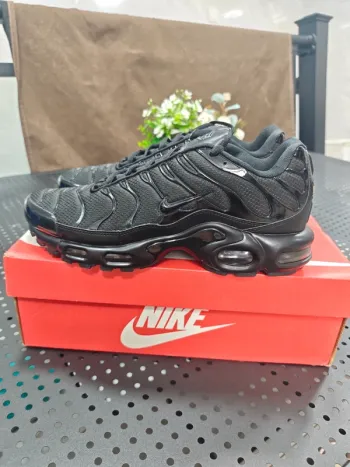 Used Nike Air TL Running Shoes