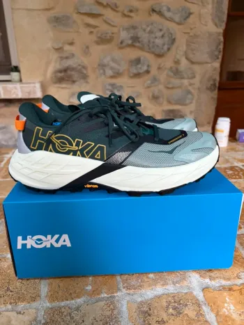 Used Hoka Speedgoat 7 Running Shoes