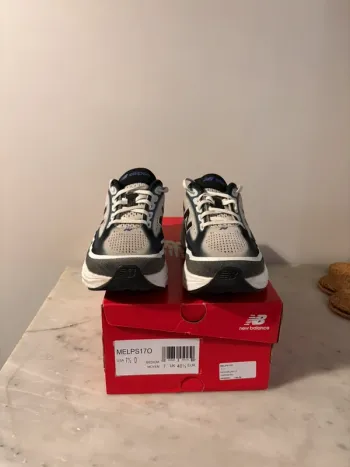 Used New Balance MELPS bike — image 2 of 6