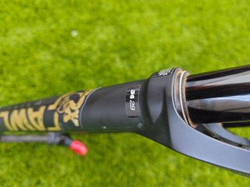 Fox AWL 140 Fork 2025 bike d'occasion — image 3 sur 5