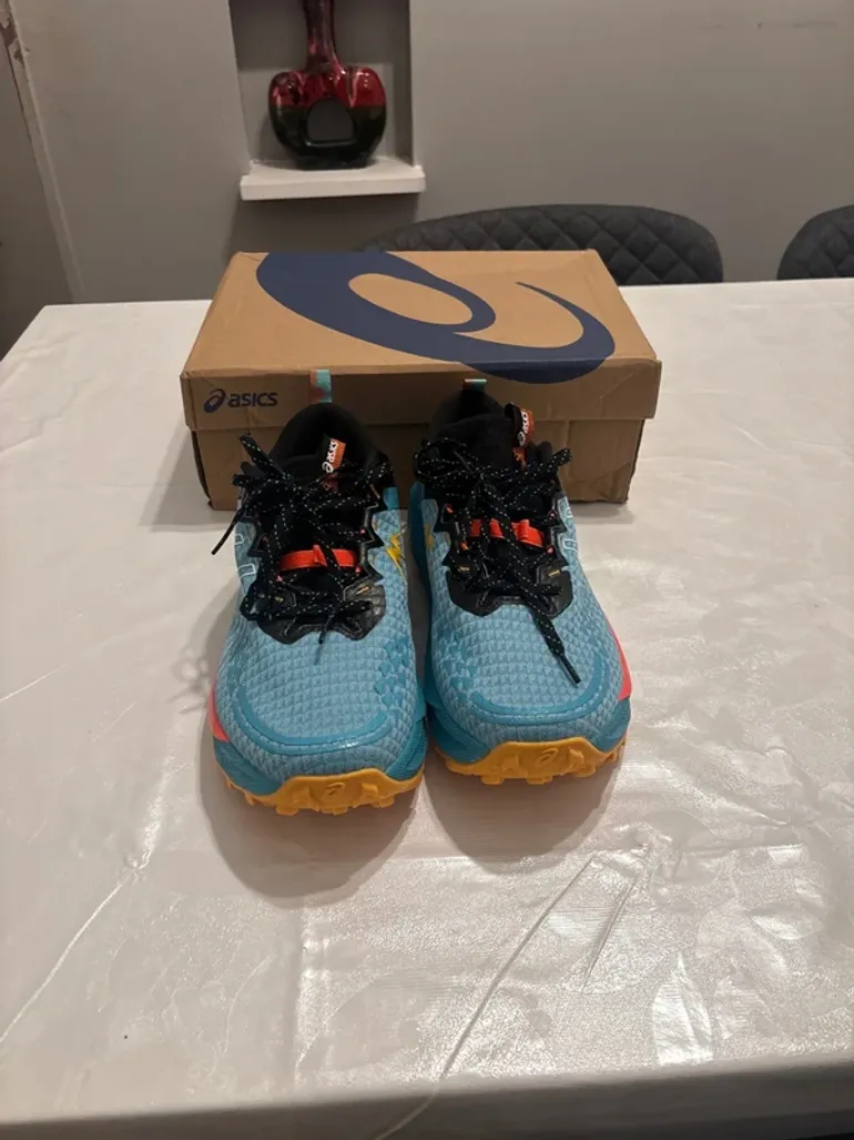 Asics Running Shoes bike d'occasion — image 7 sur 8