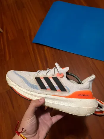 Używany Adidas Ultraboost Running Shoes