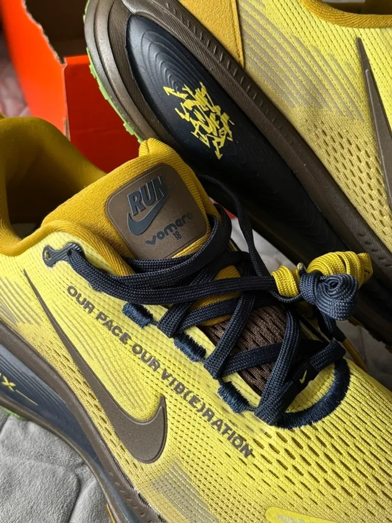 Używany Nike Vomero 18 SE bike — zdjęcie 8 z 10