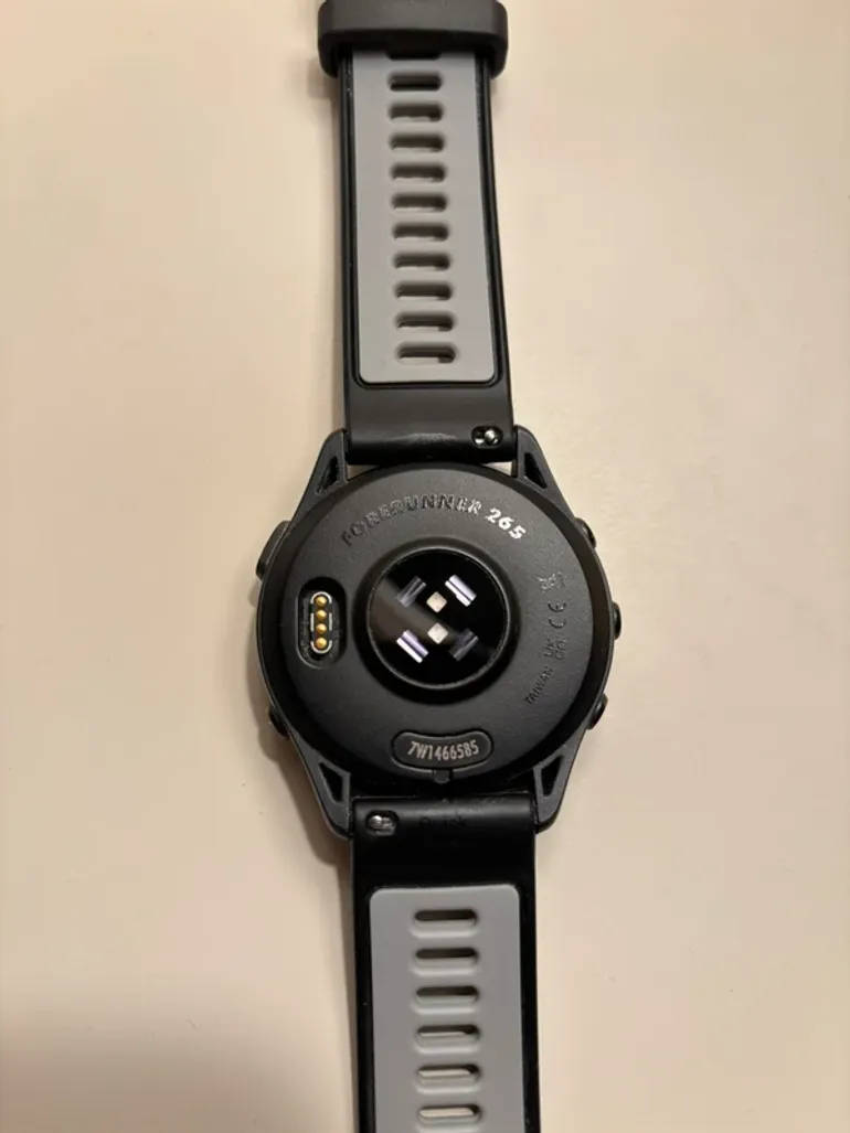 Used Garmin Forerunner 265 Music bike — image 3 of 6