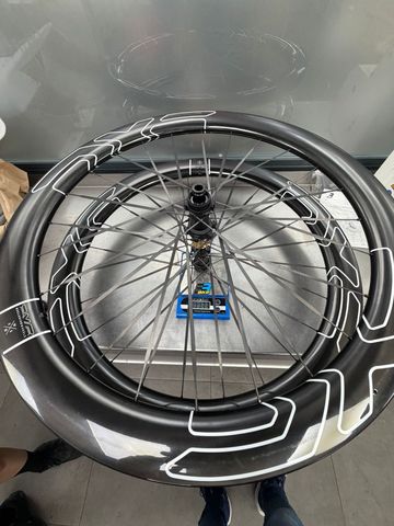 Brugt Exclusive Carbono 54mm Wheels 2026 bike — billede 2 af 3