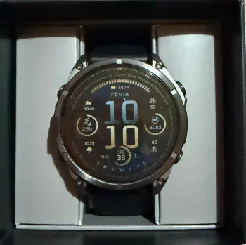 Used Garmin Fenix 8 bike — image 4 of 5
