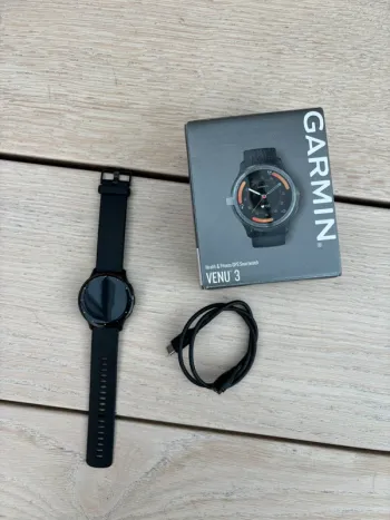 Tweedehands Garmin Venu 3 Electronics