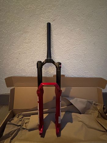 Used RockShox ZEB Ultimate Charger 3.2 RC2 LinearXL 2026 Fork