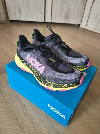 Used Hoka Speedgoat 6 W bike — image 5 of 8