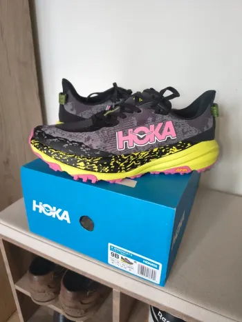 Used Hoka Speedgoat 6 W bike — image 3 of 8
