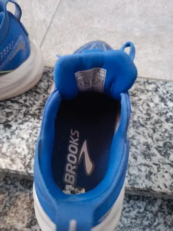 Used Brooks Running shoes bike — image 4 of 4