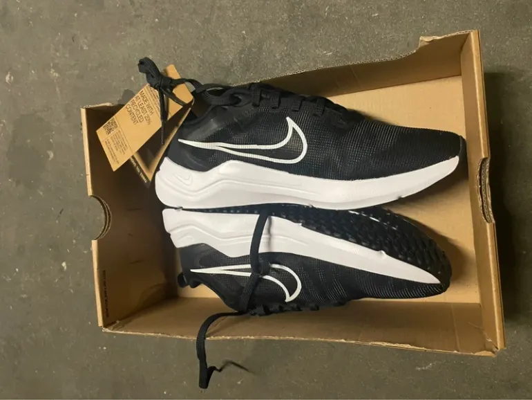 Used Nike Downshifter 13 bike — image 2 of 7
