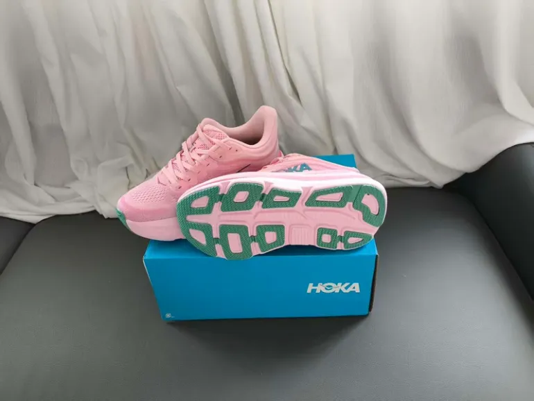 Used Hoka Running Shoes bike — image 5 of 5