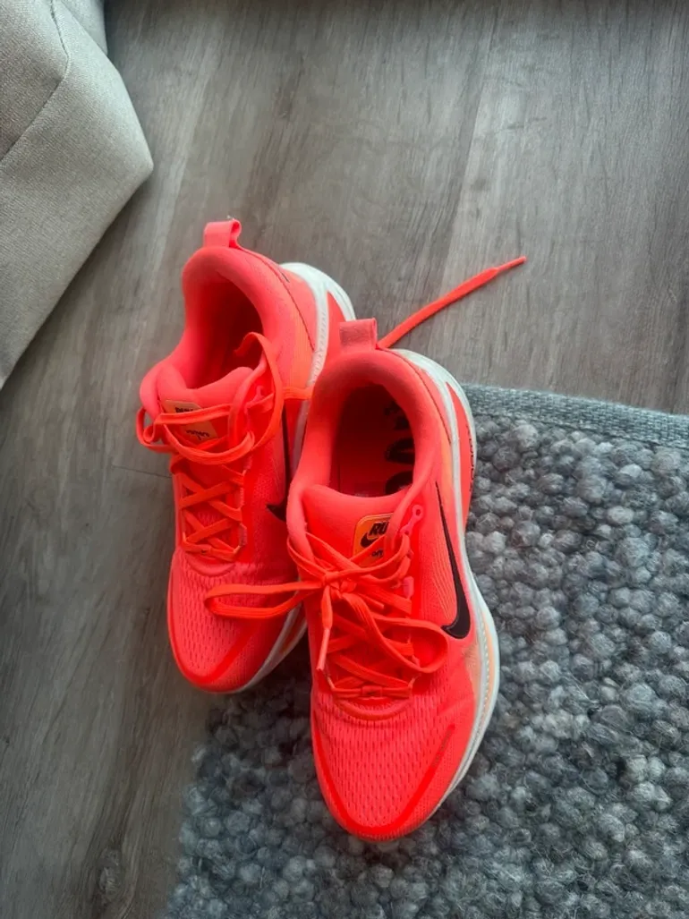 Brugt Nike ZoomX bike — billede 4 af 4