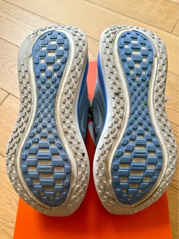 Used Nike Vomero Plus ZoomX 2026 bike — image 3 of 5