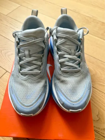 Used Nike Vomero Plus ZoomX 2026 bike — image 2 of 5