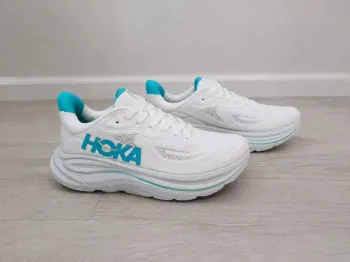 Used Lightweight Clifton 10 Running Shoes
