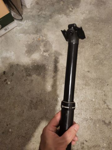 Tweedehands X-Fusion Manic Dropper Post bike — afbeelding 3 van 4