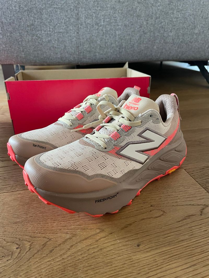 Used New Balance Hierro V9 2025 Running Shoes