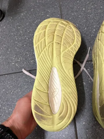 Used Asics Cumulus 27 bike — image 4 of 7