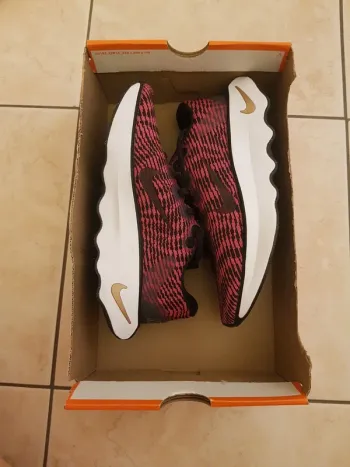 Used Nike Motiva Running Shoes