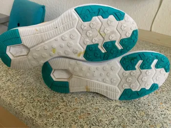Nike Laufschuhe Gr. 40, 5 bike usato — immagine 7 di 10
