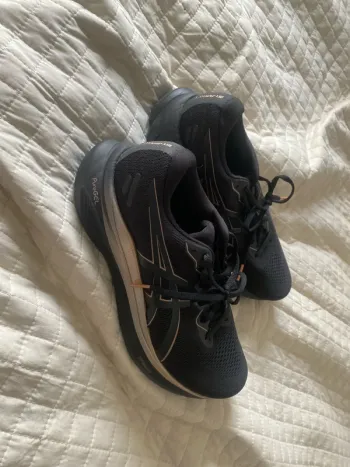 Used Asics Running Shoes Running Shoes