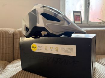 Used Fox Speedframe MIPS 2025 Cycling Accessories