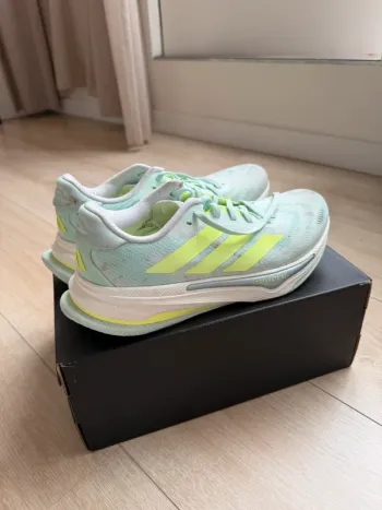 Used Supernova Prima Running Shoes