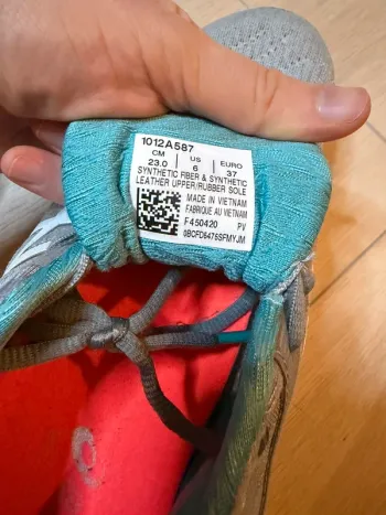 Used Asics Gel Nimbus bike — image 4 of 7