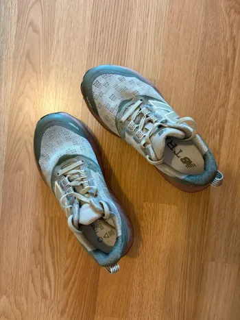 Used New Balance Fresh Foam X Hierro v9 Running Shoes