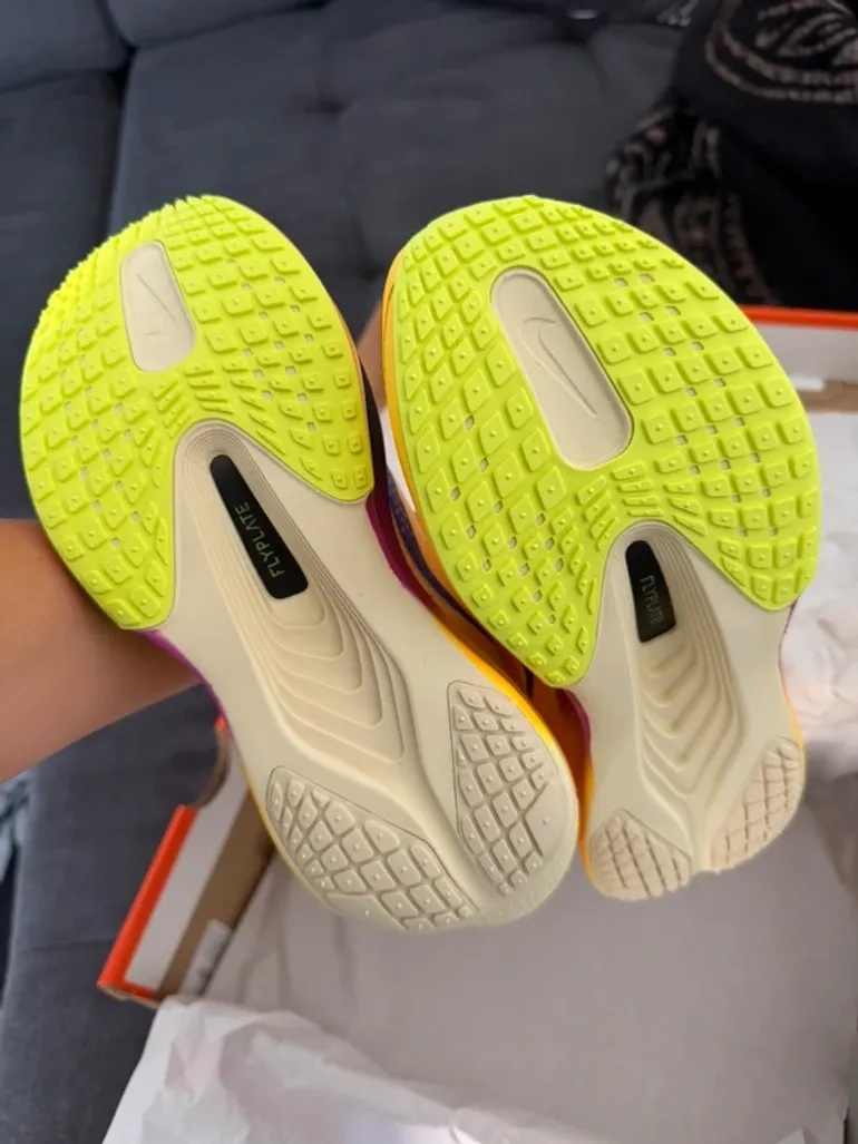 Used Orange Nike Zoom Fly 6 bike — image 3 of 4