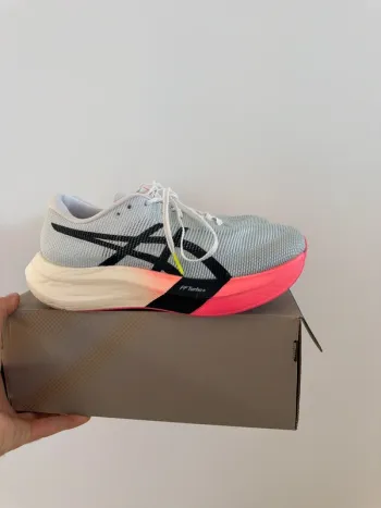 Tweedehands Asics Metaspeed Sky Ekiden bike — afbeelding 3 van 13