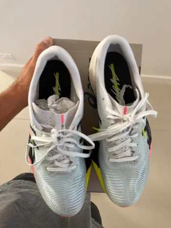 Tweedehands Asics Metaspeed Sky Ekiden bike — afbeelding 8 van 13