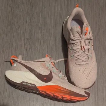 Pegasus React 5 Trail Running Shoes de segunda mano