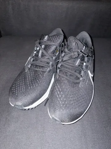 Used Pegasus Zoom 38 Running Shoes