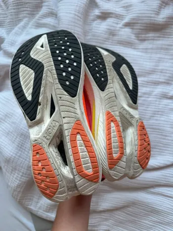 Used Hoka Mach X 3 bike — image 4 of 5