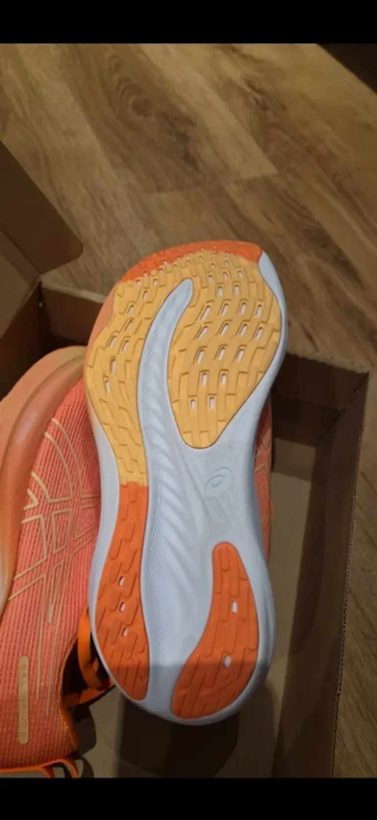 Używany Asics Running Shoes bike — zdjęcie 2 z 3