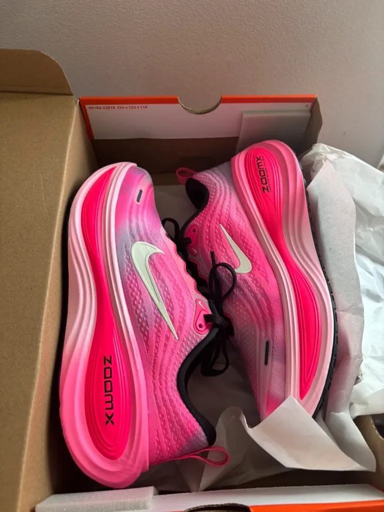 Tweedehands Nike Vomero Plus bike — afbeelding 2 van 5