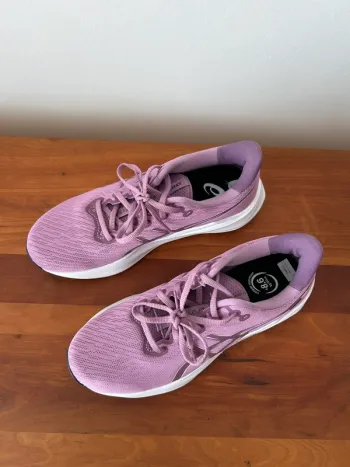 Used Asics Versablast 4 bike — image 3 of 5
