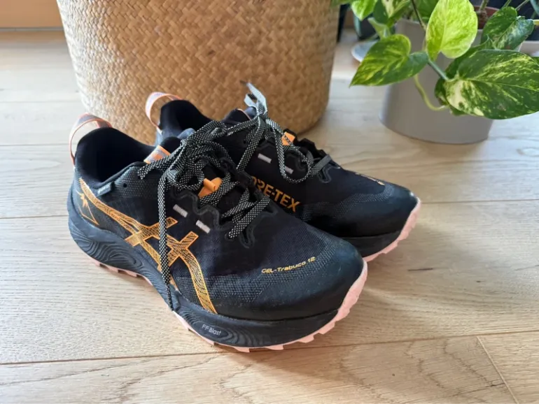 Used Asics Gel Trabuco 12 GTX bike — image 6 of 13