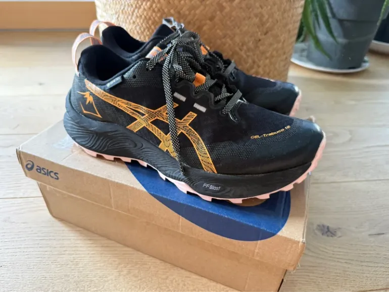 Used Asics Gel Trabuco 12 GTX bike — image 2 of 13