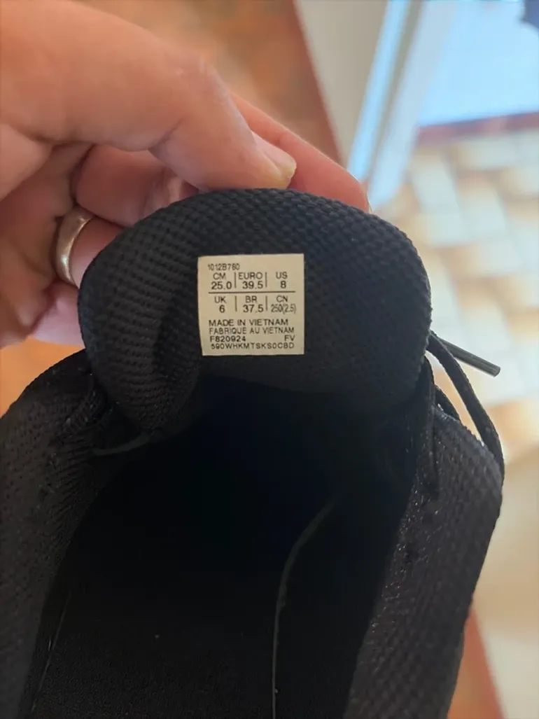 Tweedehands Asics Gel Venture bike — afbeelding 4 van 4