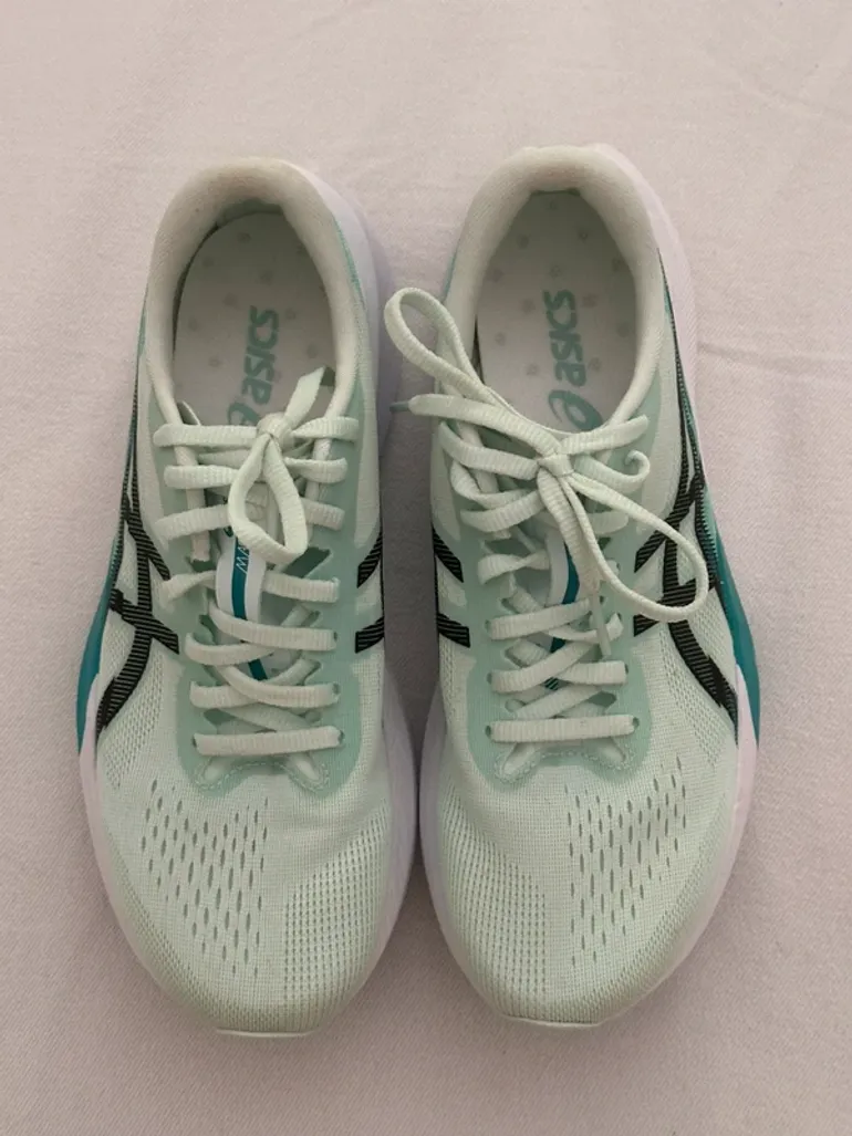 Tweedehands Asics Magic Speed 4 bike — afbeelding 3 van 6