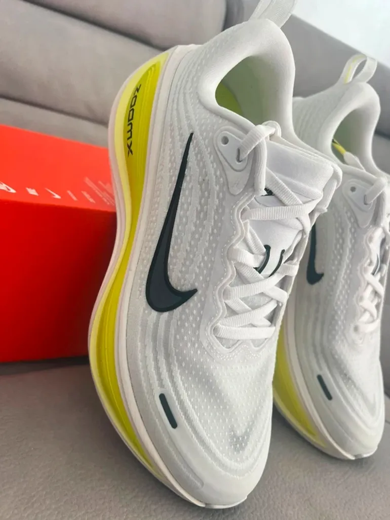Brugt Nike Vomero Plus bike — billede 3 af 12