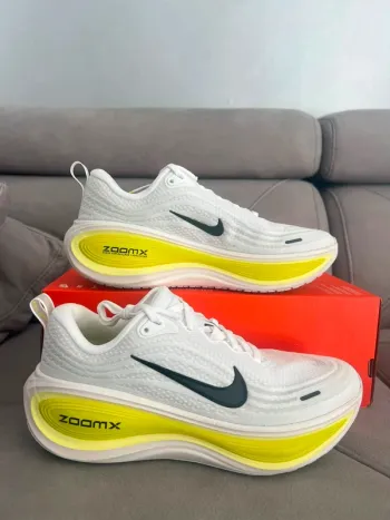 Tweedehands Nike Vomero Plus Running Shoes
