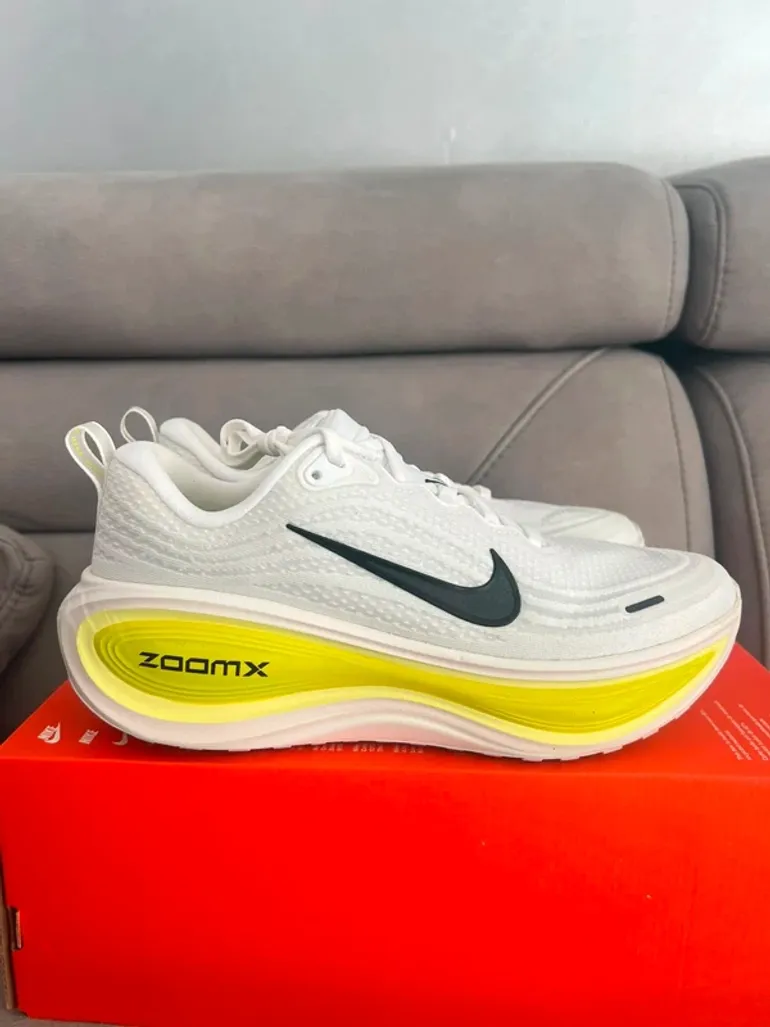 Brugt Nike Vomero Plus bike — billede 4 af 12