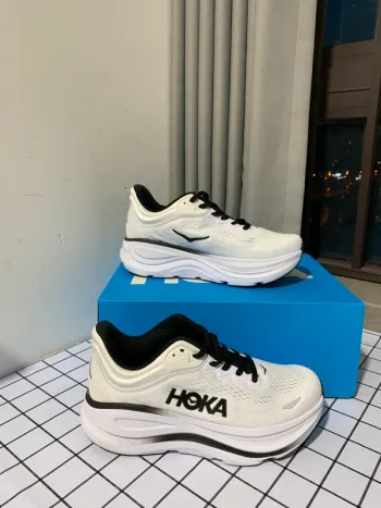 Tweedehands Hoka Bondi 9 Running Shoes