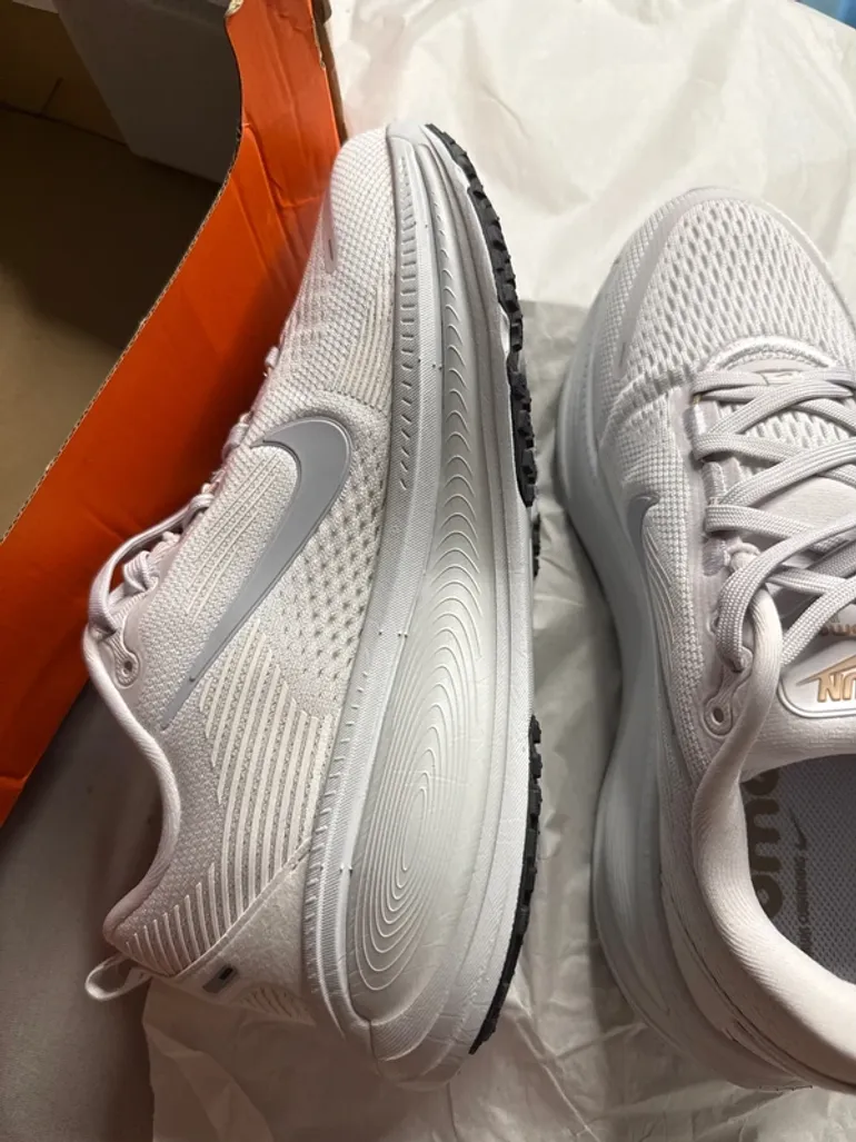 Używany Nike Vomero 18 bike — zdjęcie 2 z 7